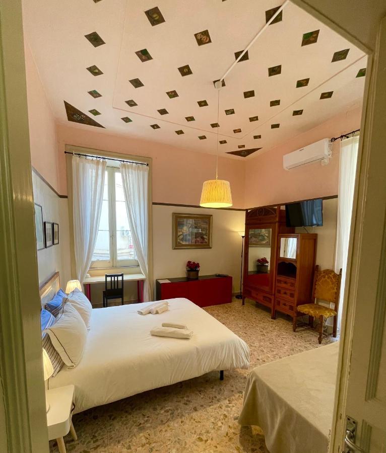 Montello Guest House & Apartment CTA Exteriör bild